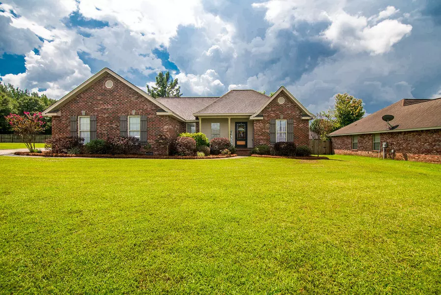 22 E Spruce, Sumrall, MS 39482