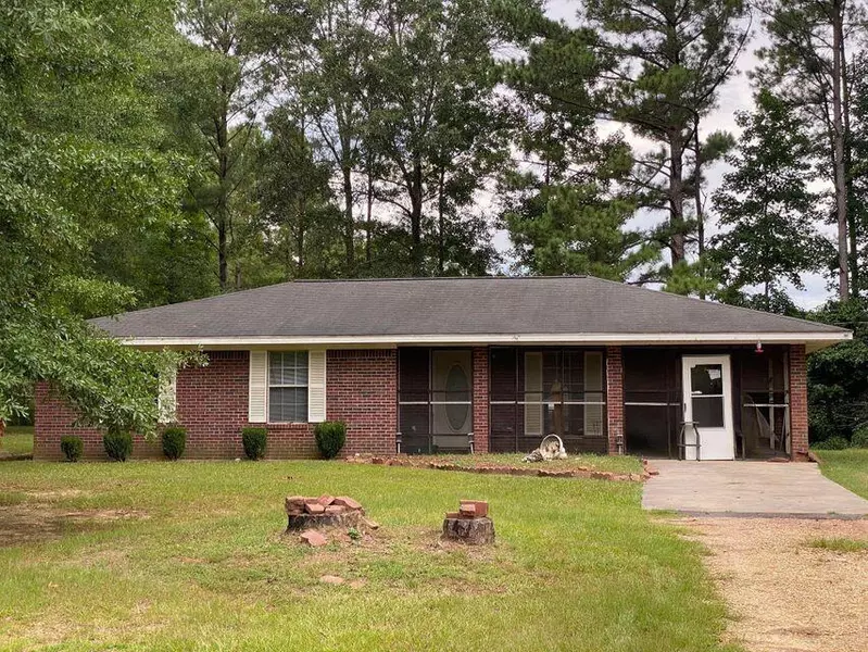 10 Jack Flowers Rd., Collins, MS 39428