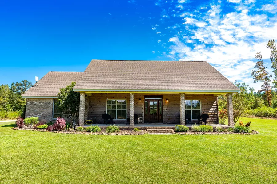 270 Grice, Columbia, MS 39429