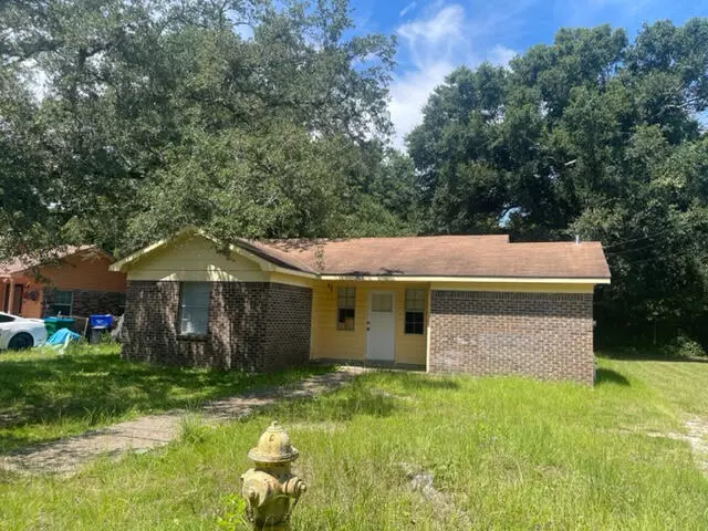 2013 North St., Gulfport, MS 39507