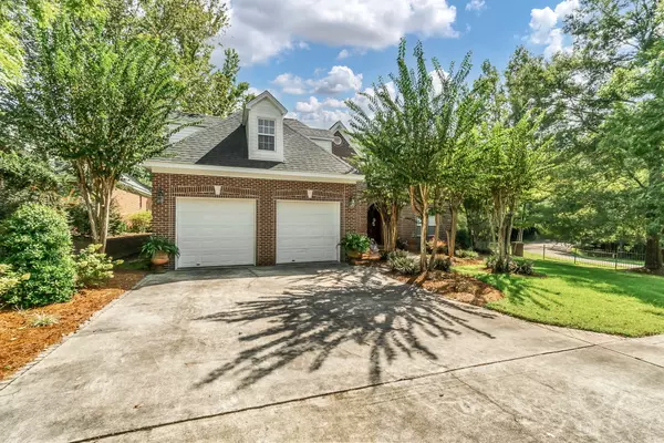 Laurel, MS 39440,1 Twin Oaks Pl