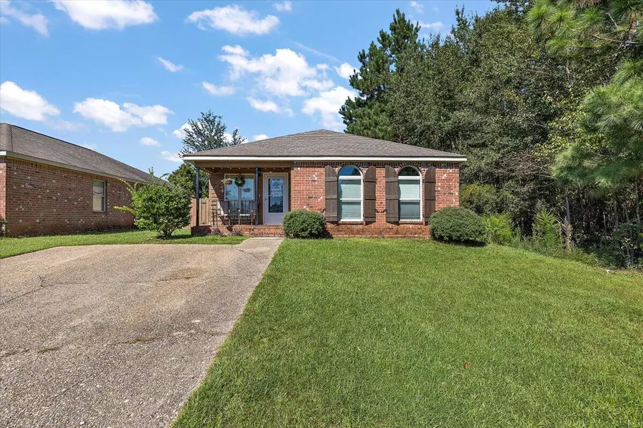 9 Findlay St., Hattiesburg, MS 39402