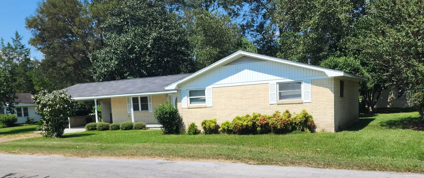 211 Bobby Beasley St., Seminary, MS 39479