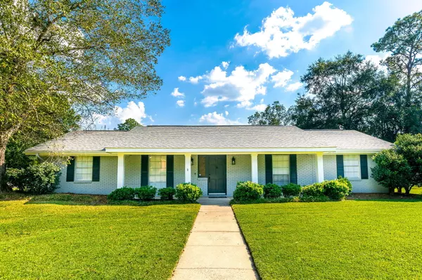 2400 Sutton Pl, Hattiesburg, MS 39401