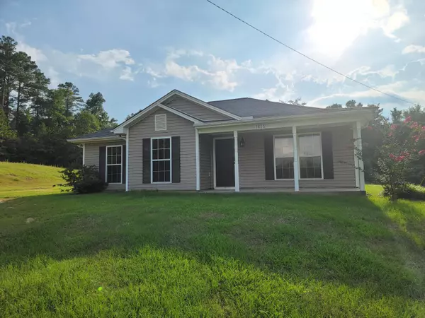 1655 US-84, Collins, MS 39428