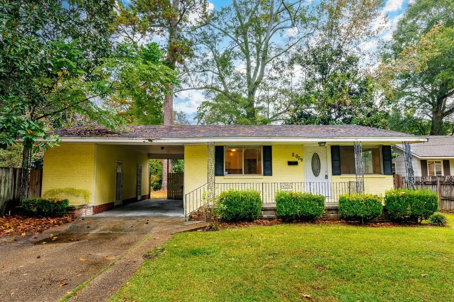 2009 Adeline St., Hattiesburg, MS 39401