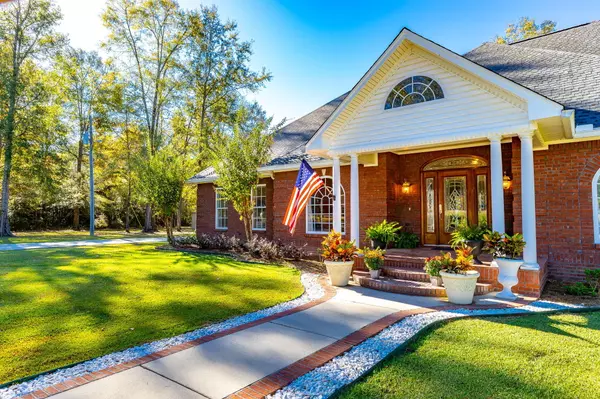 Ellisville, MS 39437,117 Graves