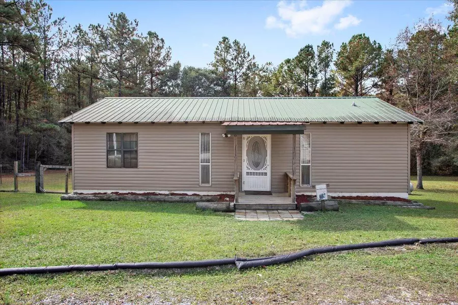 39 Bellanger Rd., Brooklyn, MS 39425