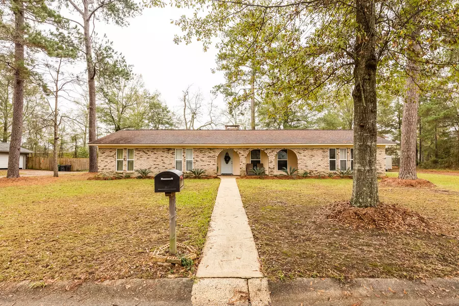 2610 Sunset Dr., Hattiesburg, MS 39401