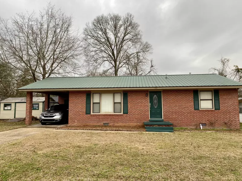 303 E 6th Ave., Petal, MS 39465