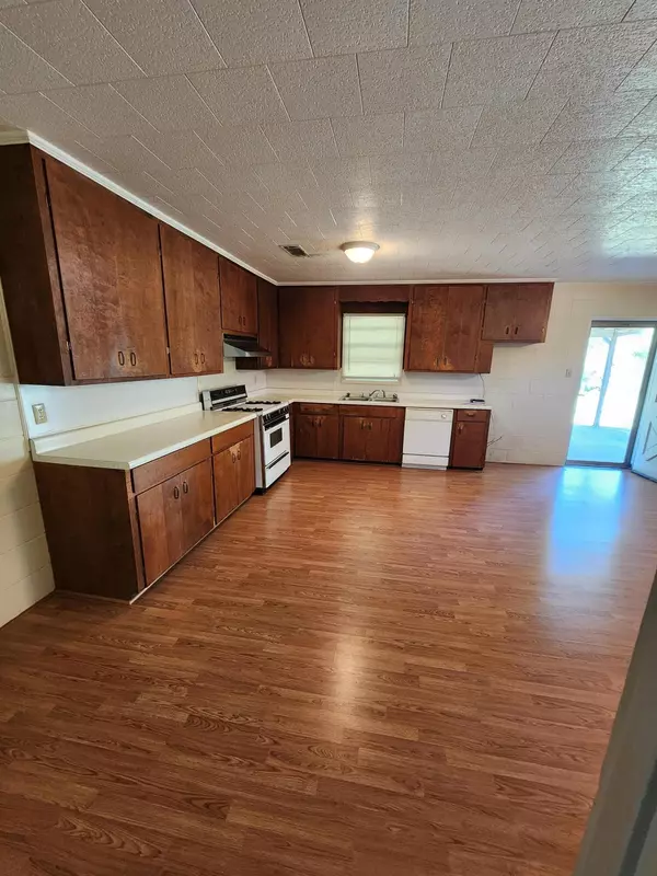 Brooklyn, MS 39425,127 E Old Hwy 49