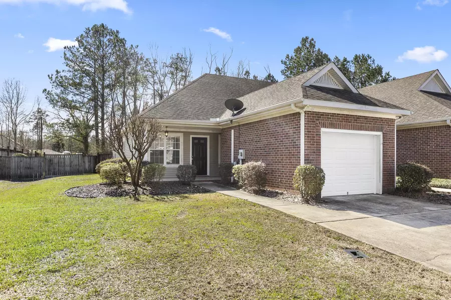 314 Sweetwater Ln., Hattiesburg, MS 39402