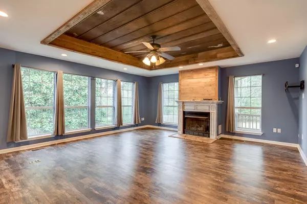 Hattiesburg, MS 39402,28 Dobby Dr.