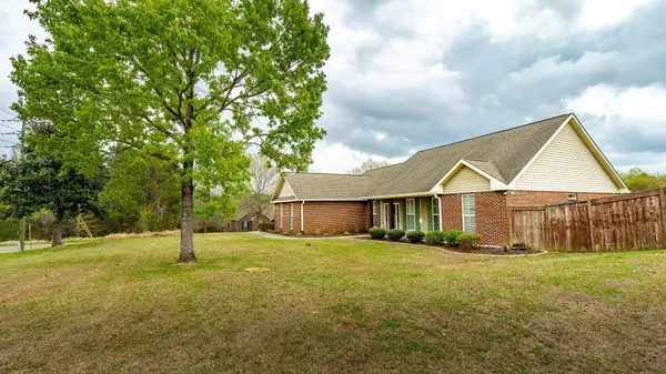 Sumrall, MS 39482,12 Grandview Dr.