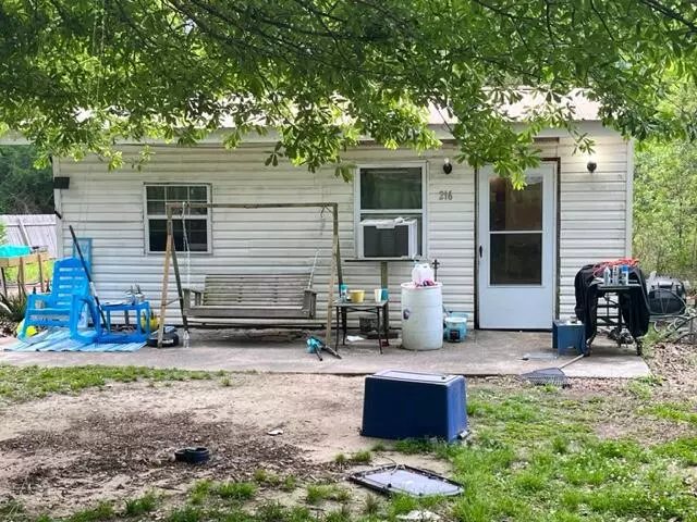 216 George Mitchell, Carriere, MS 39426