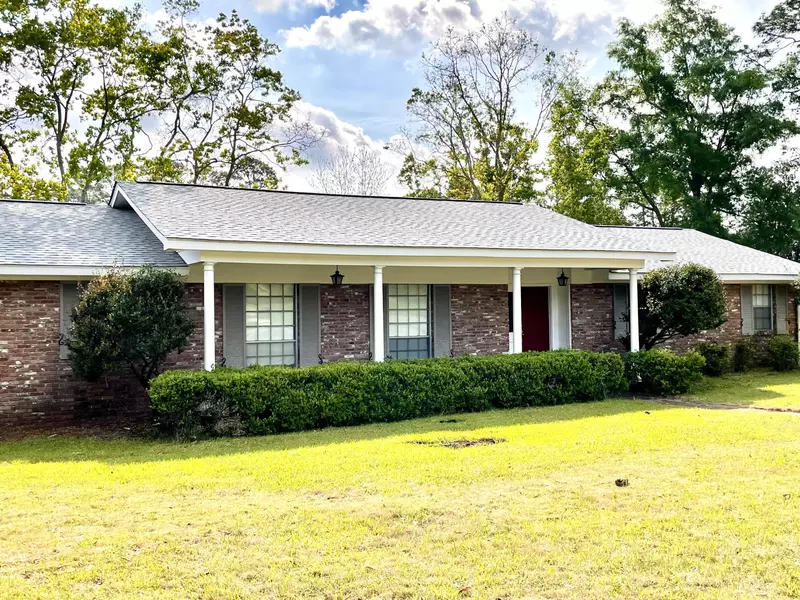 1200 Estelle St., Hattiesburg, MS 39402