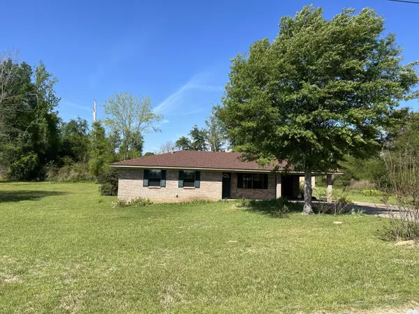 15 Pritchett Dr., Collins, MS 39428