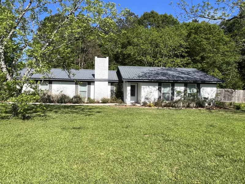 50 Robert Baggett Rd., Columbia, MS 39429