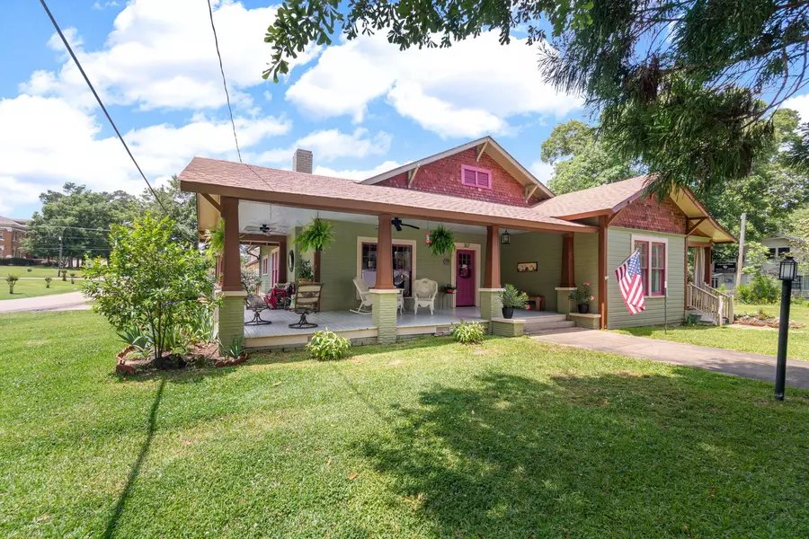 307 S 2nd St., Collins, MS 39428