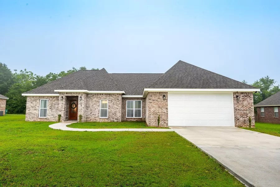 19 Berwick, Petal, MS 39465