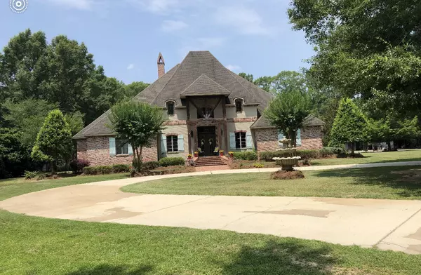 306 Old Foxworth, Columbia, MS 39429