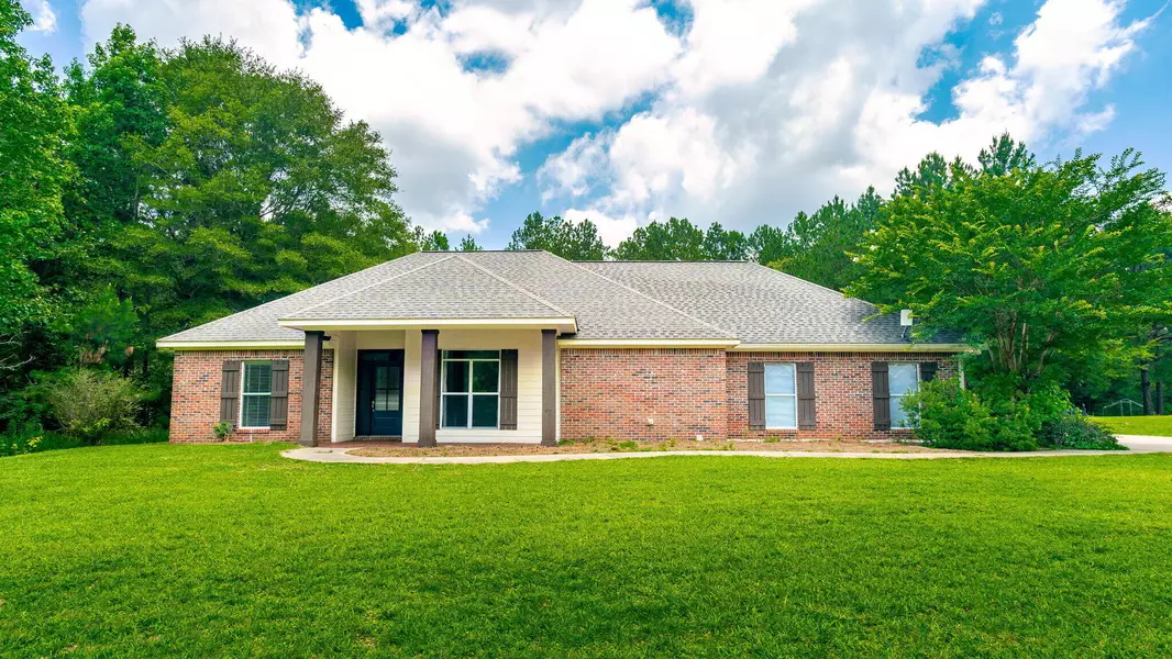 15 Pleasant Hill, Sumrall, MS 39482