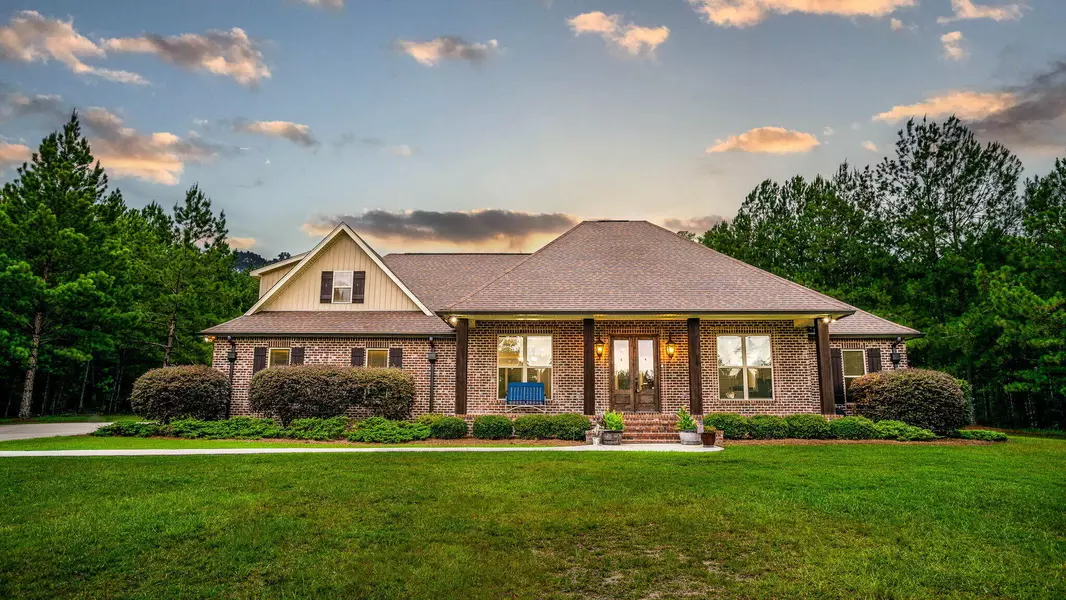 37 Briarwood Lp, Petal, MS 39465