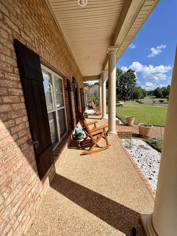 Terry, MS 39170,124 Rowan Oak Pl