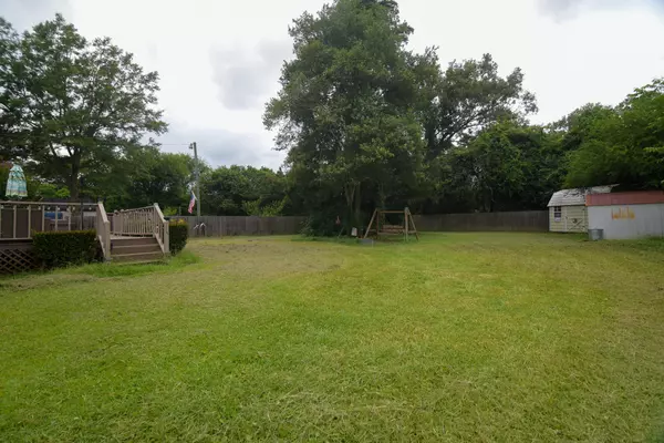 Petal, MS 39465,120 W Cherry Dr.