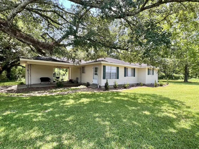 9 Union Church Rd., Seminary, MS 39479