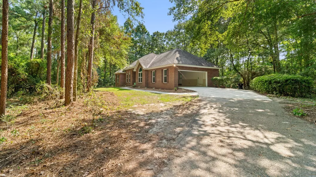 34 Sandywood Ln., Purvis, MS 39475