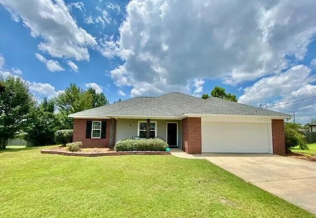 262 Collins Rd., Petal, MS 39465