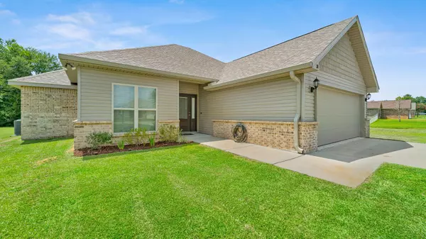 Picayune, MS 39466,35 Bear Path