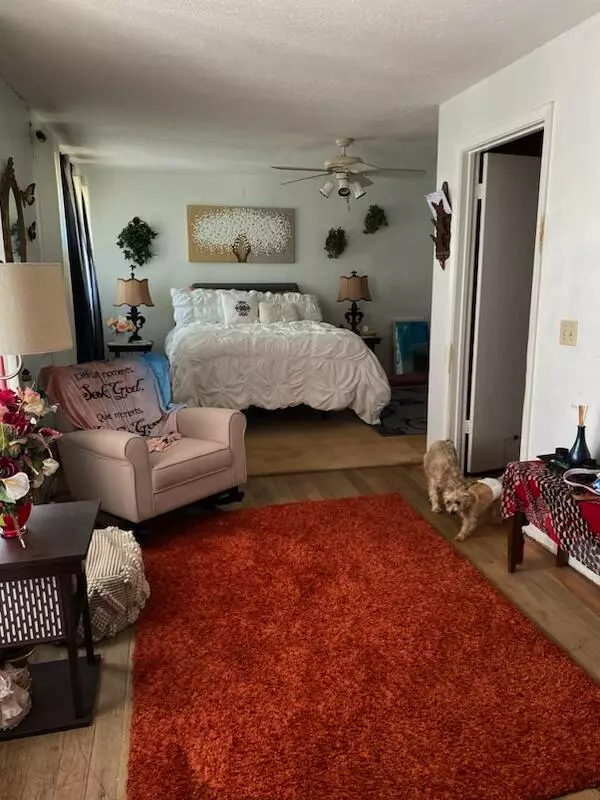 Bay Springs, MS 39422,114 County Road 1519