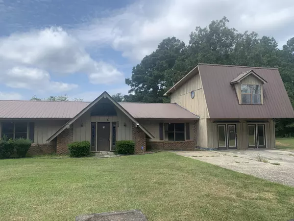 457 Sugar Hill Rd., Shubuta, MS 39360