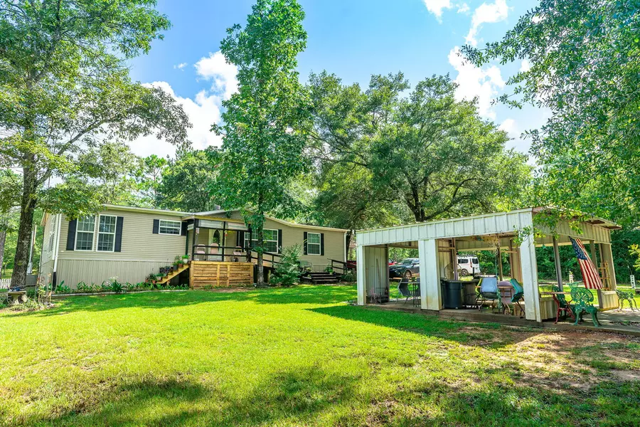 94 Tamchelle Rd., Lumberton, MS 39455