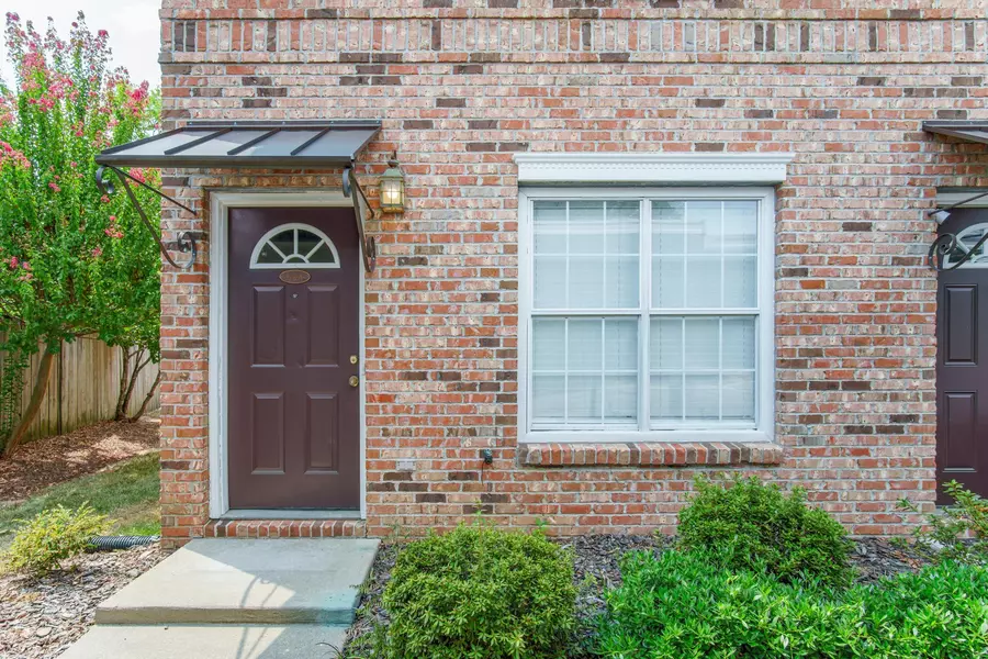 4010-C Savannah St., Hattiesburg, MS 39402