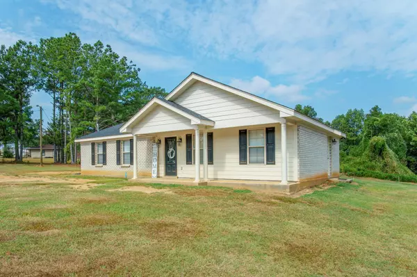 195 Graves Keys, Bassfield, MS 39421