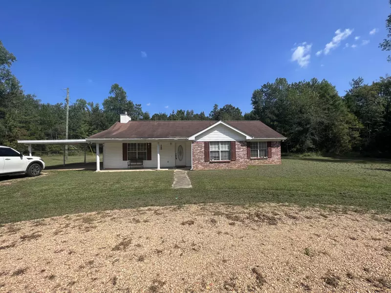 1722 S Hwy 35S, Foxworth, MS 39483