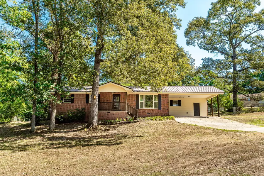 112 Highland, Petal, MS 39465