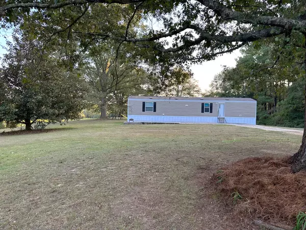 Collins, MS 39428,18 Lois Ln.