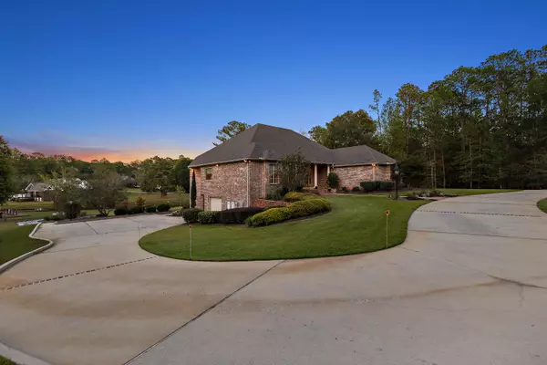 Hattiesburg, MS 39402,115 Lake Estates Dr.