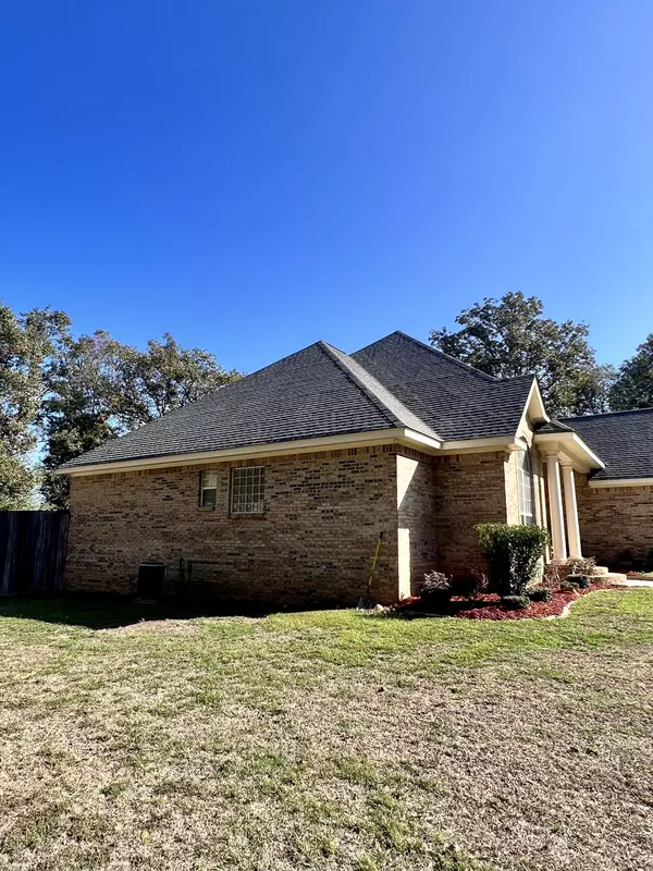 Collins, MS 39428,58 Pinedale Dr.