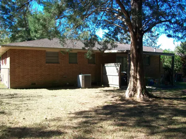 Columbia, MS 39429,906 Camellia Ct.
