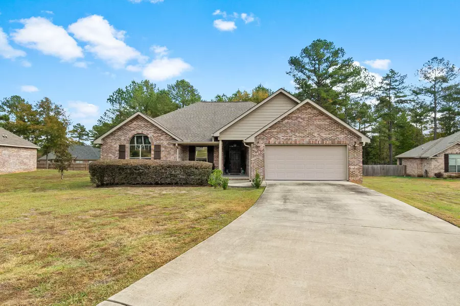 29 S Bridle, Hattiesburg, MS 39402