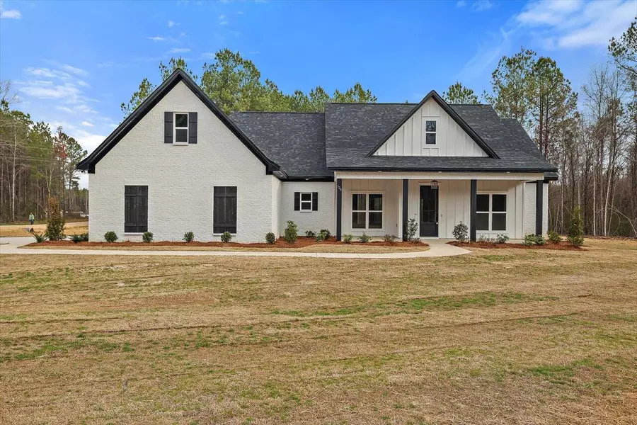 120 Ashwood Ln., Mendenhall, MS 39114