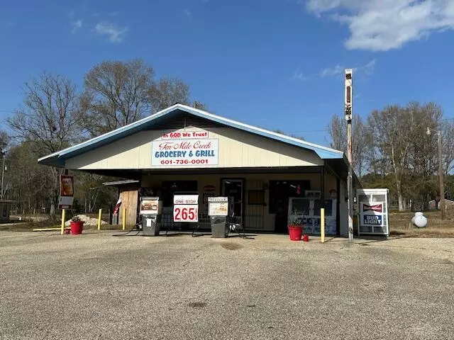 203 Ten Mile Creek Rd., Foxworth, MS 39483