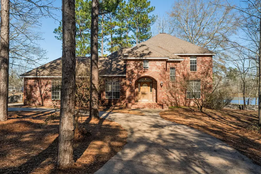 13 Lake Loop, Petal, MS 39465