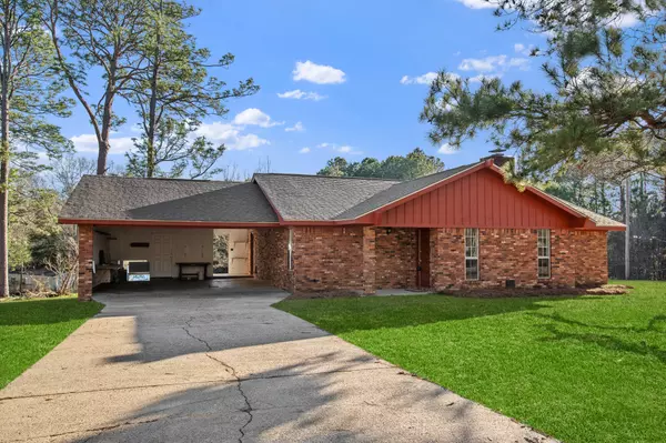 Petal, MS 39465,7 Woody Clark