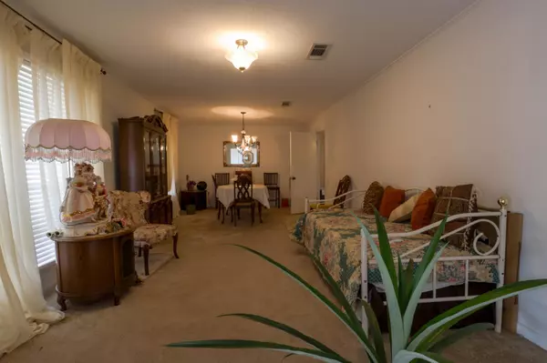 Columbia, MS 39429,375 Columbia Purvis Rd.